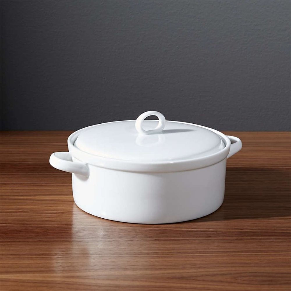 Crate & Barrel Exclusive Lucerne 1-Quart Casserole Dish White Porcelain